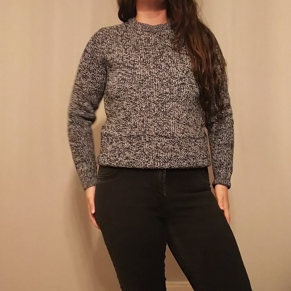 Knit sweater - Picture 2 of 2
